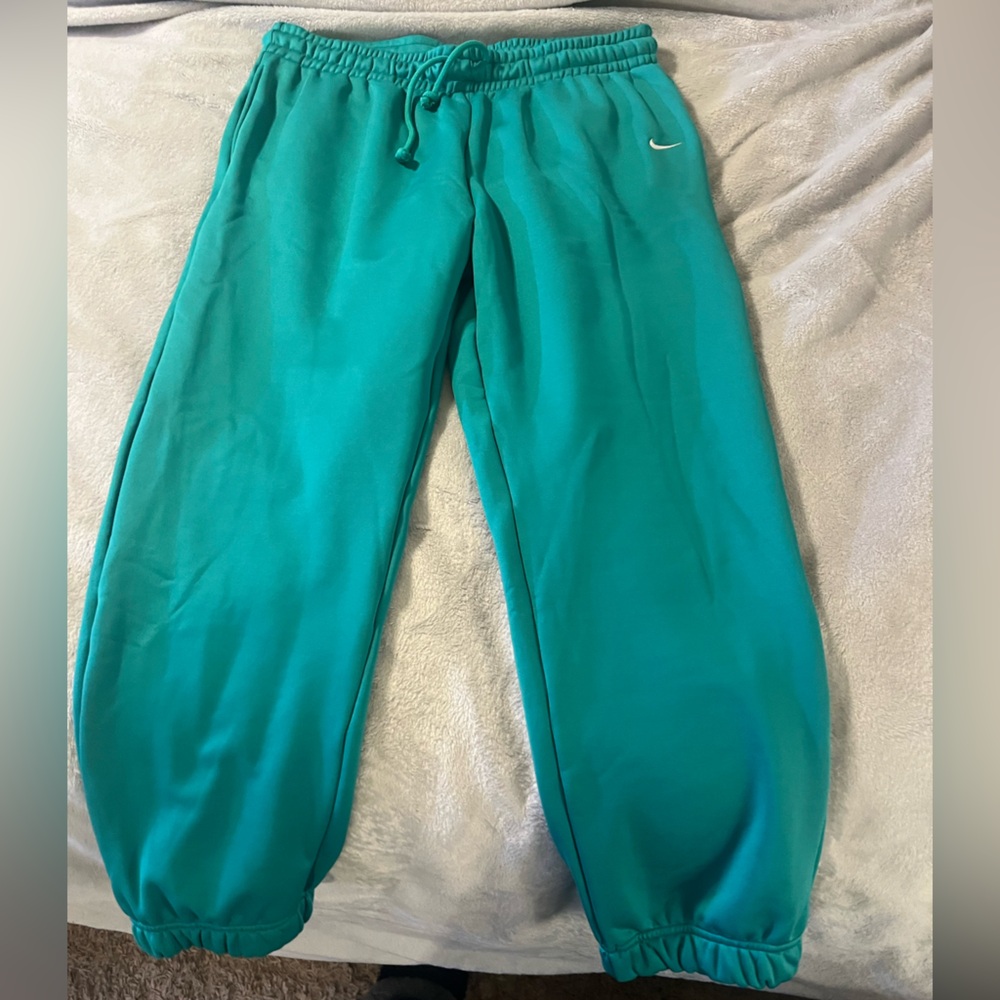 NWOT never worn, extremely comfortable, teal sweats